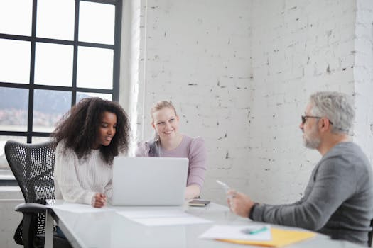 Office Communication Technology Facilitates Remote Team Collaboration